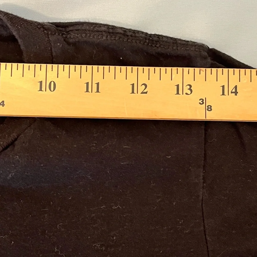 - 2PAC Tupac Shakur Woman’s Black Fitted T-shirt Size Small - Picture 6 of 7